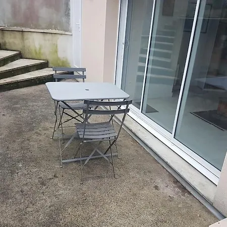 à Louer à La Nuitée Appartement